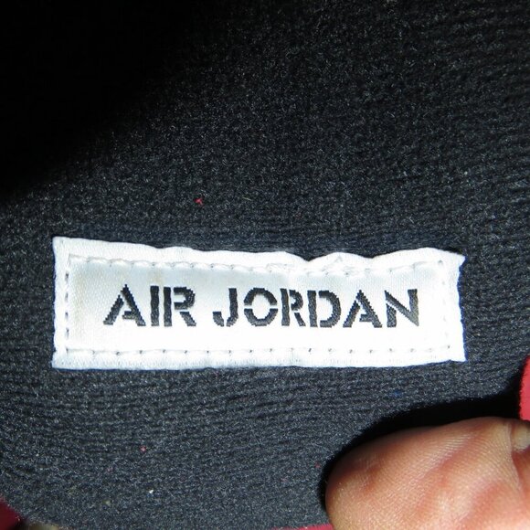 Jordan Retro 5 University Red Suede & Leather sneakers 6.5 Yr 440888-602 - Picture 5 of 9